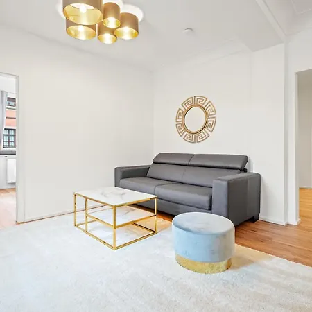 Residenz Zu Montfort - Schlossblick * טטנאנג