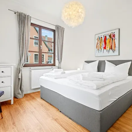 Residenz Zu Montfort - Schlossblick * טטנאנג