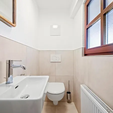 Residenz Zu Montfort - Schlossblick דירה