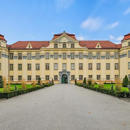 Residenz Zu Montfort - Schlossblick