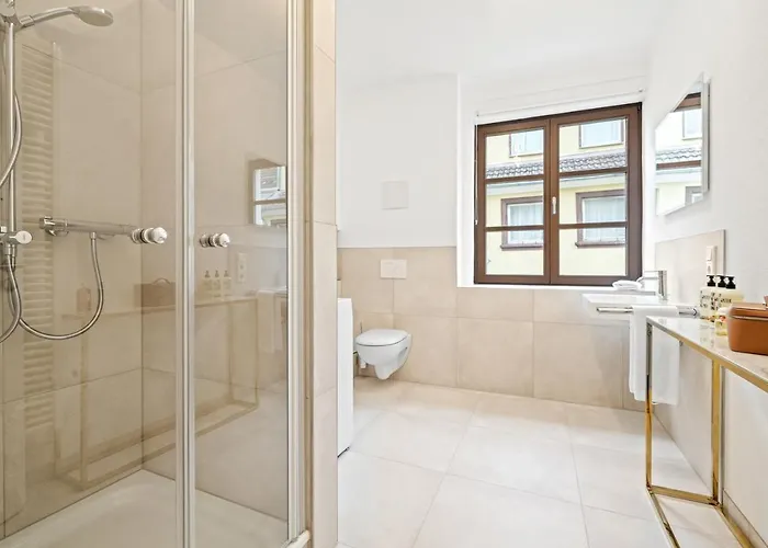 Residenz Zu Montfort - Schlossblick تيتنانغ